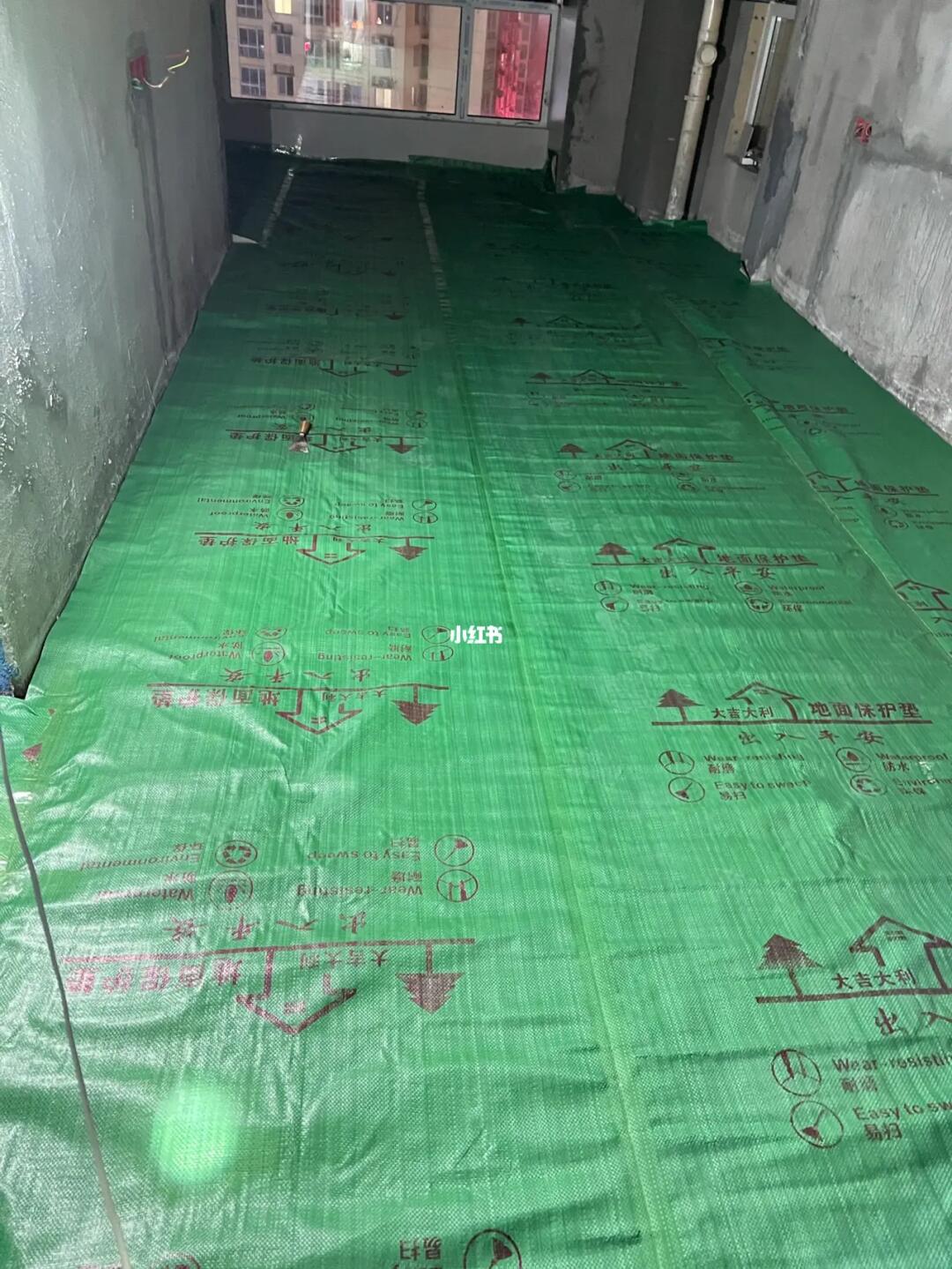 贴完瓷砖记得保护地膜保护膜千万别乱买