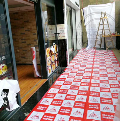 听说铺装修地面保护膜比贴手机膜还要简单
